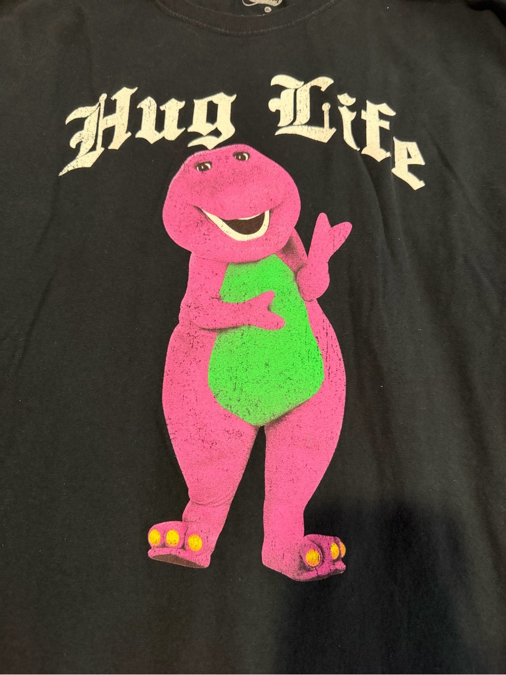Barney the Dinosaur grafficT shirt Size L